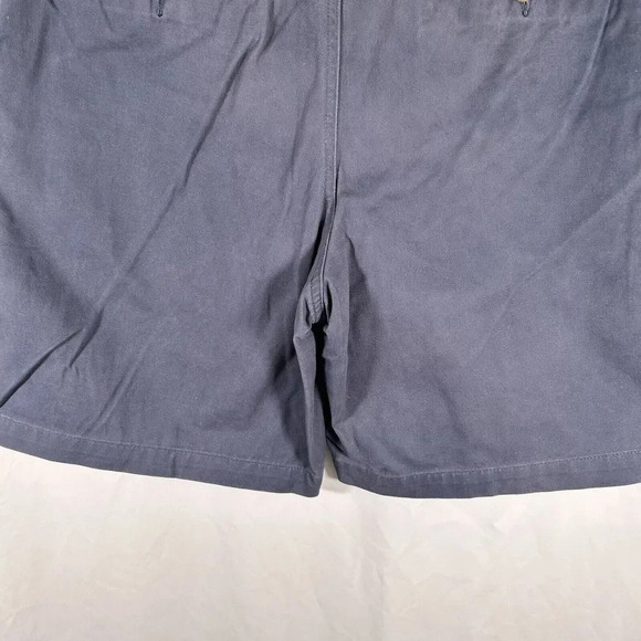 Eddie Bauer Shorts Men's 38 Grey 100% Cotton Pockets Rear Button Pockets - Picture 9 of 9